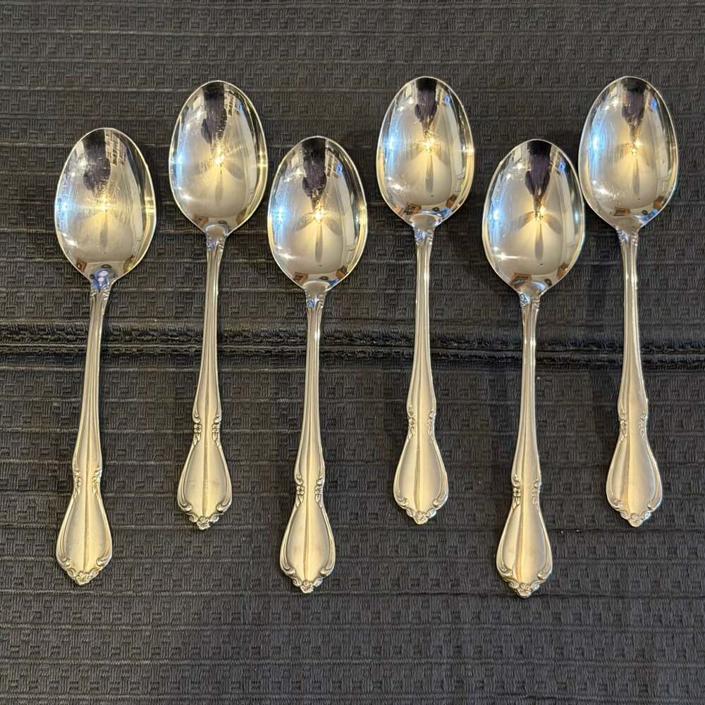 Oneida Chateau Stainless Soup Spoons Set of 6 Silverware Flatware